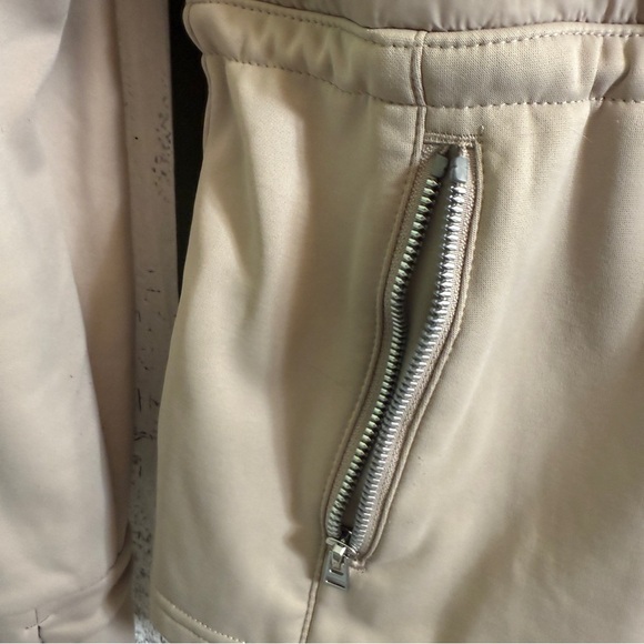 Avia Athletic Full Zip Quilt Top Jacket Size Small Beige Cinch Waist Activewear - Picture 5 of 12